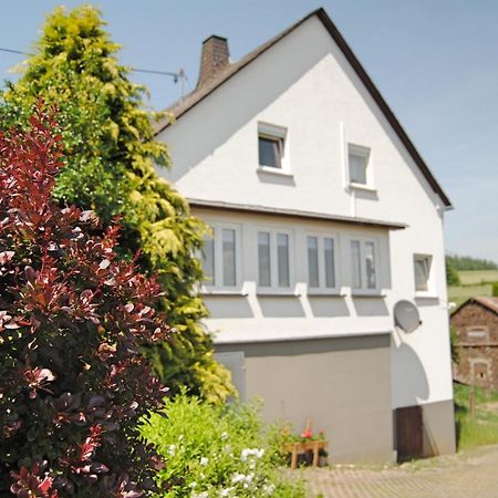 Stilvolles Eifelhaus Am Nuerburgring Mit Eigenem Garten Boos Bagian luar foto